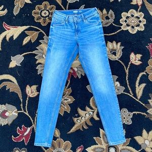 Old Navy Rockstar Super Skinny Mid-Rise Jeans